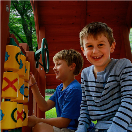 Gorilla Playsets Boys Playing Tic-Tac-Toe
