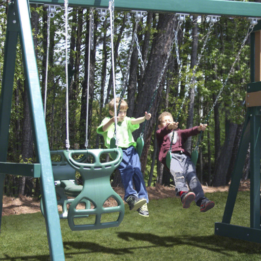 swings on congo explorer tree house climber